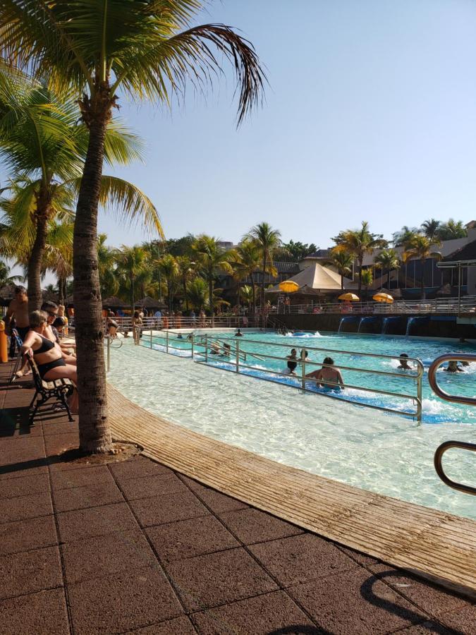 Casa Temporada Olimpia 8 Pessoas Com Piscina 빌라 외부 사진